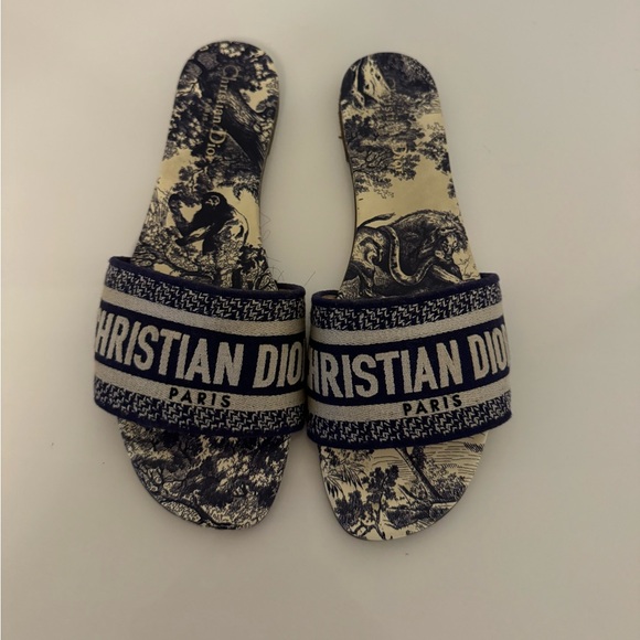 Christian Dior D way slide - Picture 2 of 6